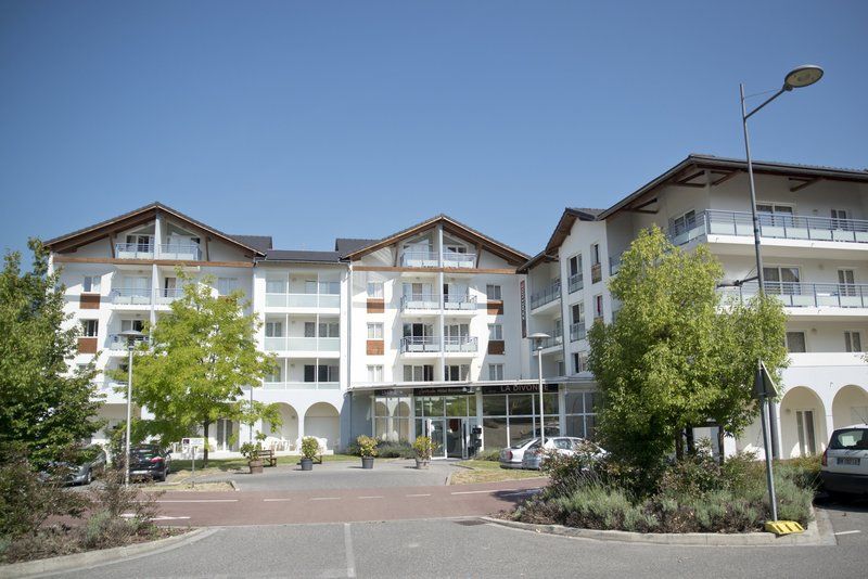 Zenitude Hôtel-Résidences La Versoix Divonne-les-Bains Exterior foto